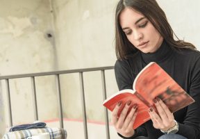 How to Write a Literature Review: Actionable Tips & Links