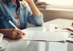 Discourse Analysis Essay Example & Step-by-Step Guide