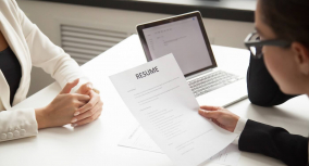 Getting the Most Out of Career Fairs [The Complete Guide]