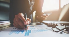 251 Hottest Macroeconomics Research Paper Topics [2025]